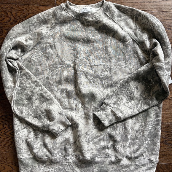 Camo sweater - Picture 1 of 1